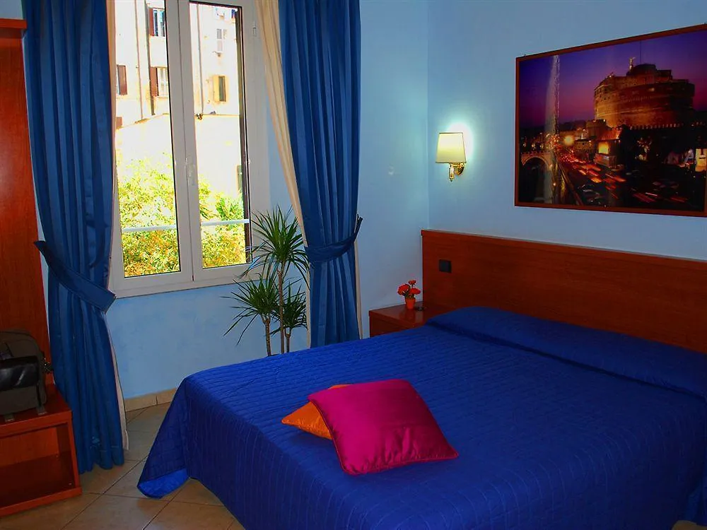 Bed and Breakfast Ad Hoc Domus Colosseo Рим Отель типа 