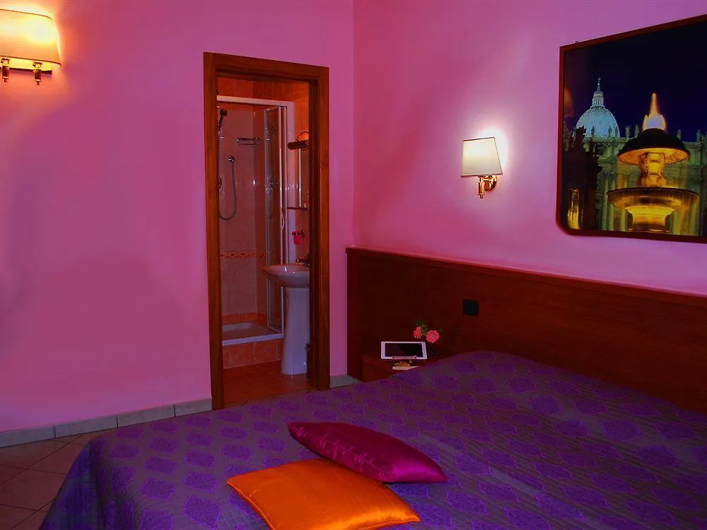 Bed and Breakfast Ad Hoc Domus Colosseo Рим 2*,  Италия