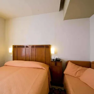 https://hotel-europa-levanto.hotelitalianriviera.com