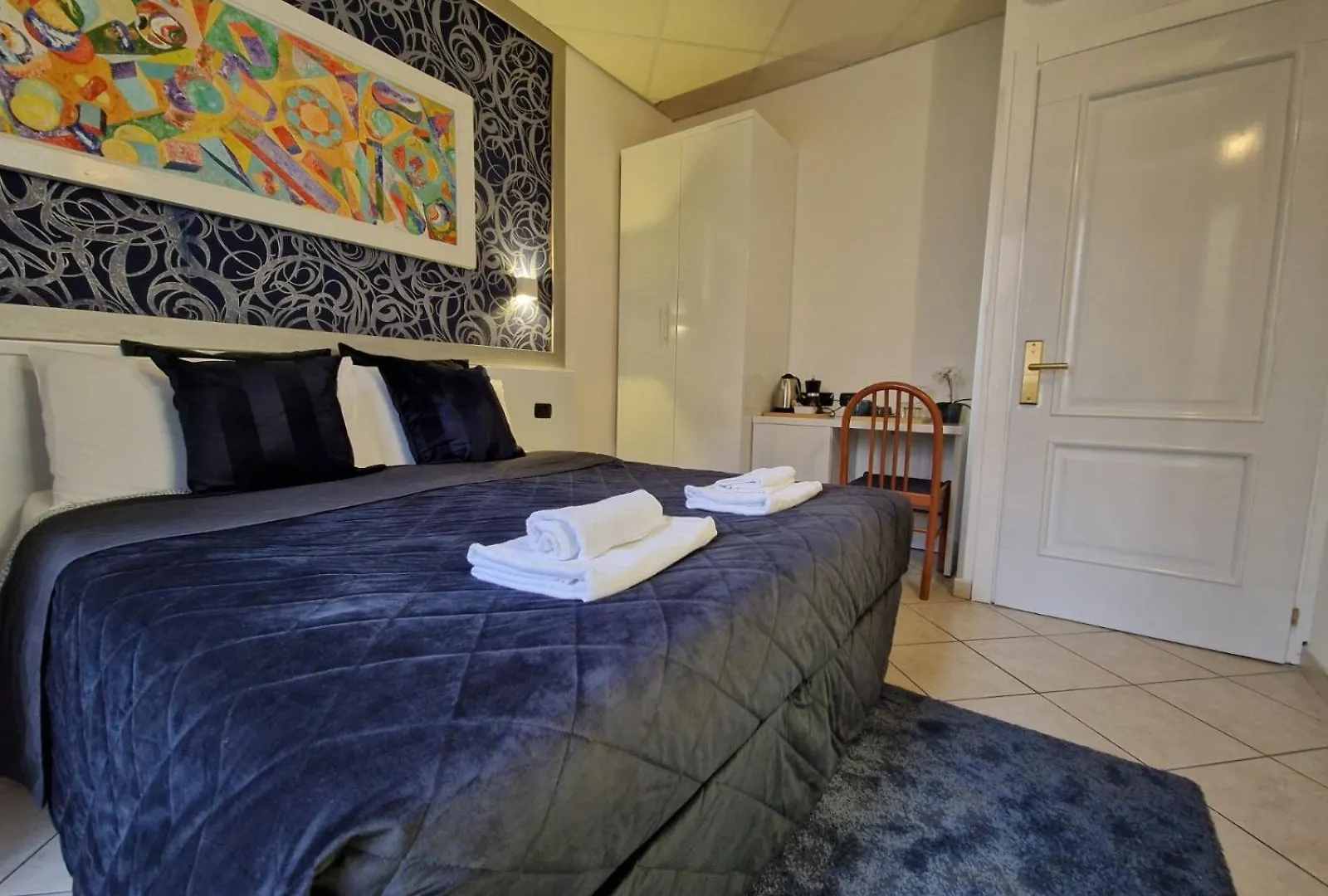 ** Bed & Breakfast In Roma Vale&Hillary Colosseo B&B Italy